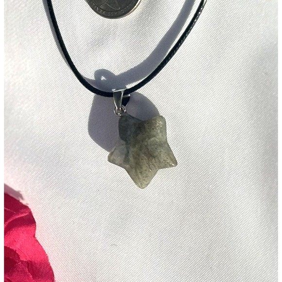 Labradorite Star Shaped Pendent Green Reiki Healing - Picture 5 of 12